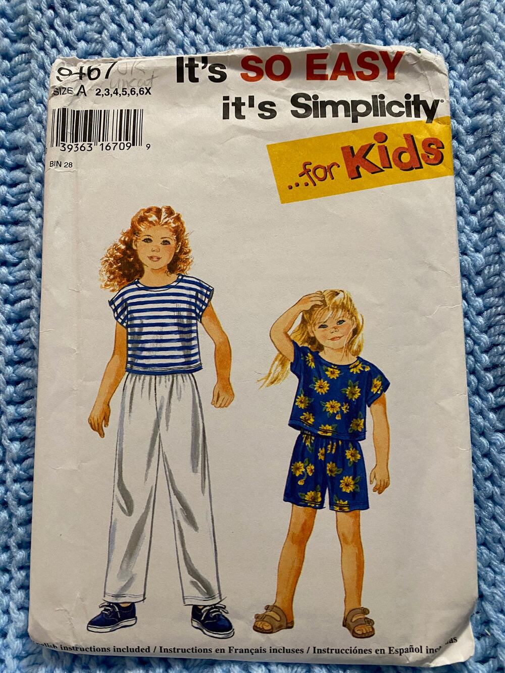 Simplicity sewing pattern  9467 kids top pants shorts